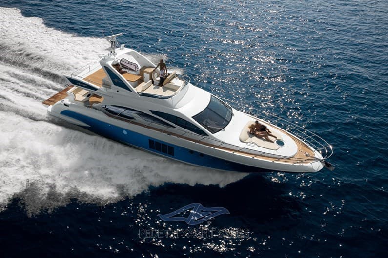 Azimut 64 Flybridge - Main View Azimut 64 Flybridge - Main View