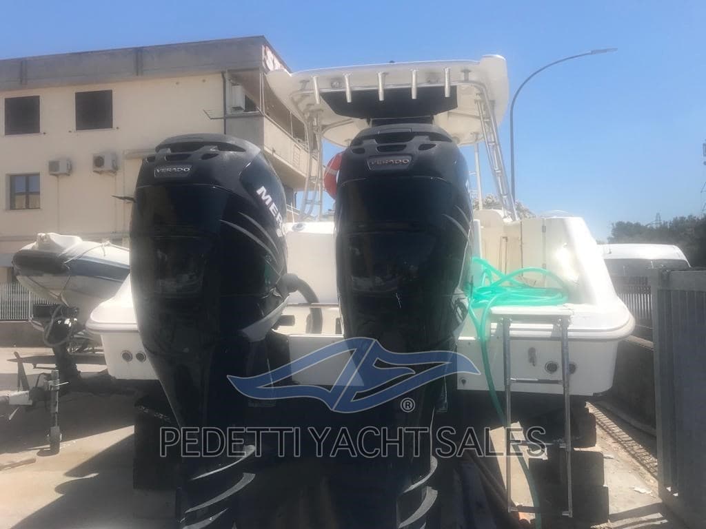 Boston Whaler 32 Cuddy usato - dettaglio 3