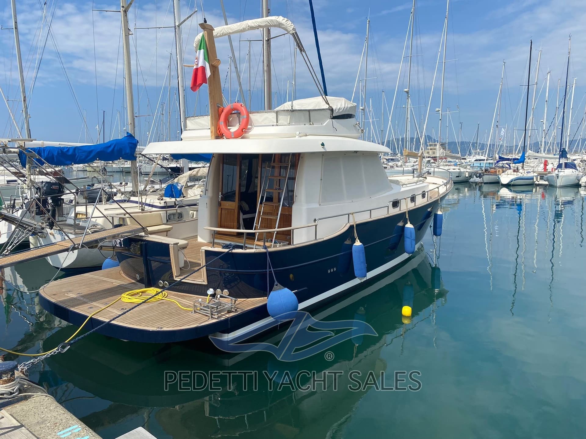 Sasga Yachts Minorchina 42 FLY used - hero image 3