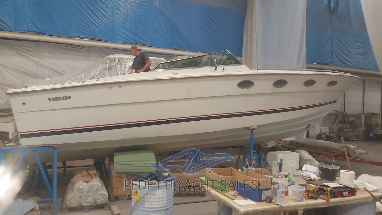 Tornado Tornado 38 Clas. - Main View Tornado Tornado 38 Clas. - Main View