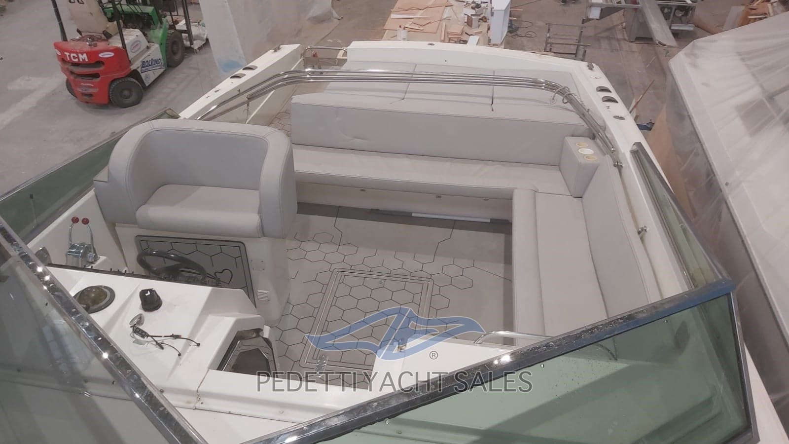 Tornado Tornado 38 Clas. - Detail View 1 Tornado Tornado 38 Clas. - Detail View 1