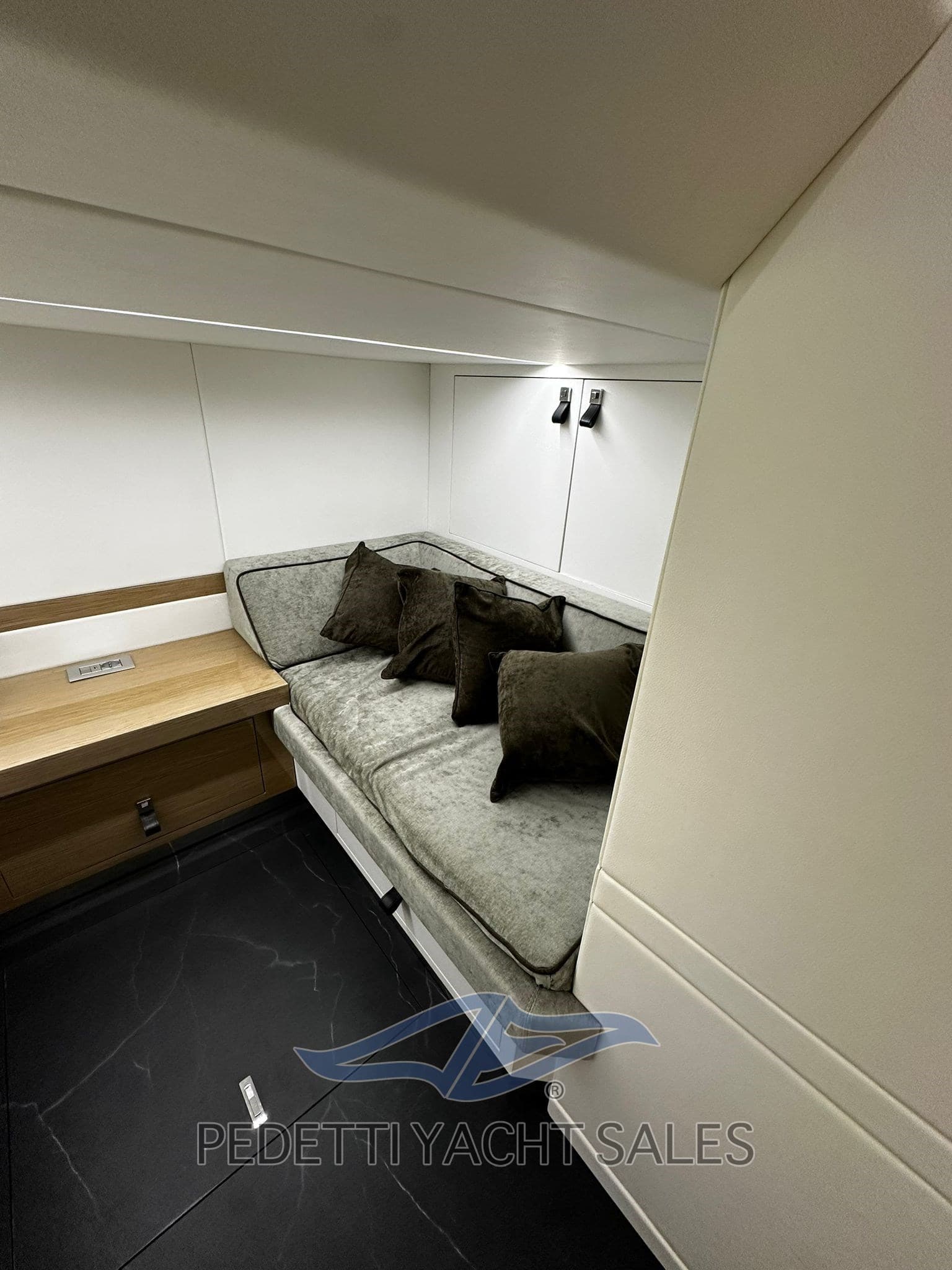 Rio Yachts DAYTONA 50 d'occasion - image hero 18