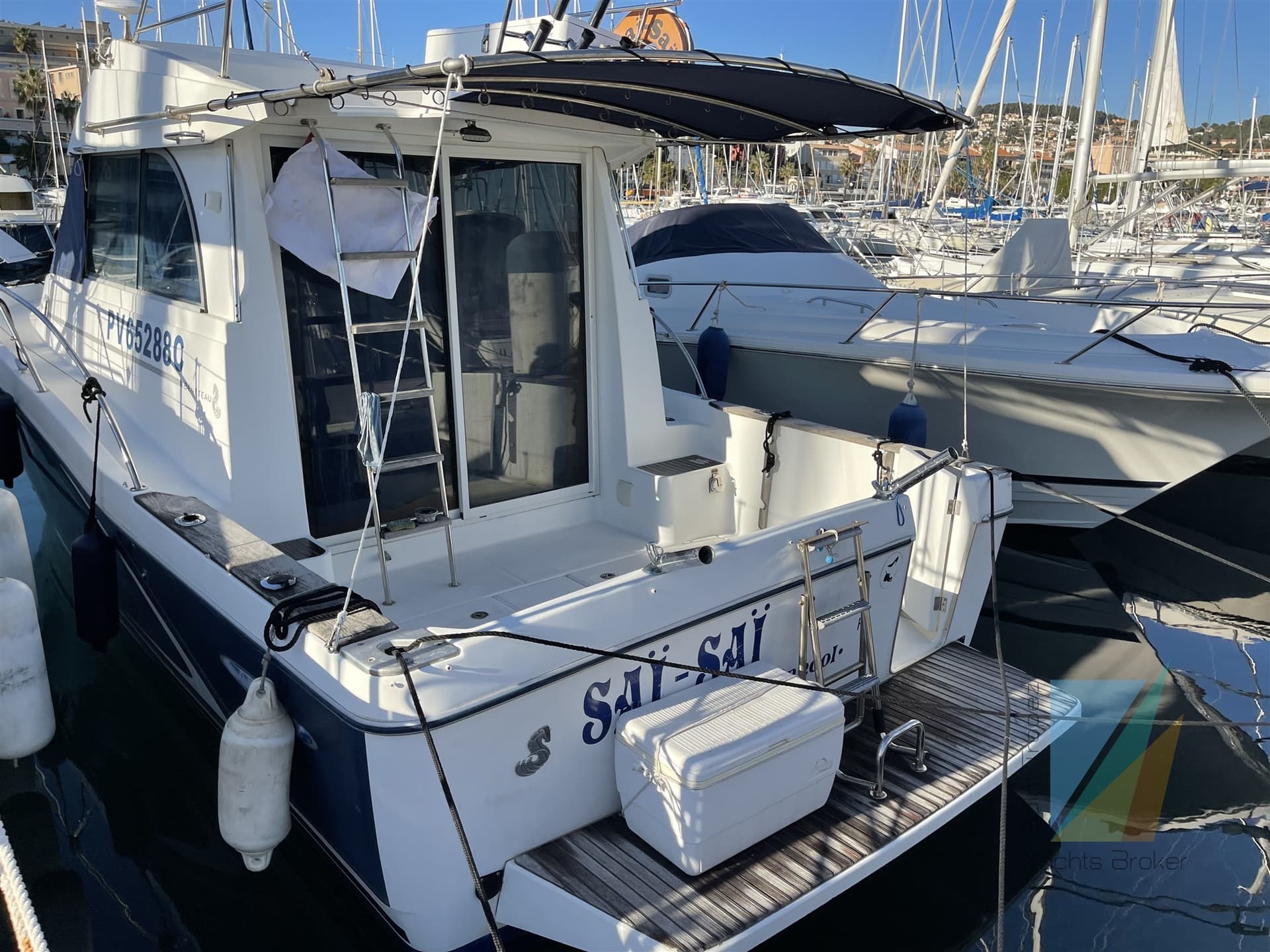 Beneteau Antares Serie 9 gebraucht - Detail 2