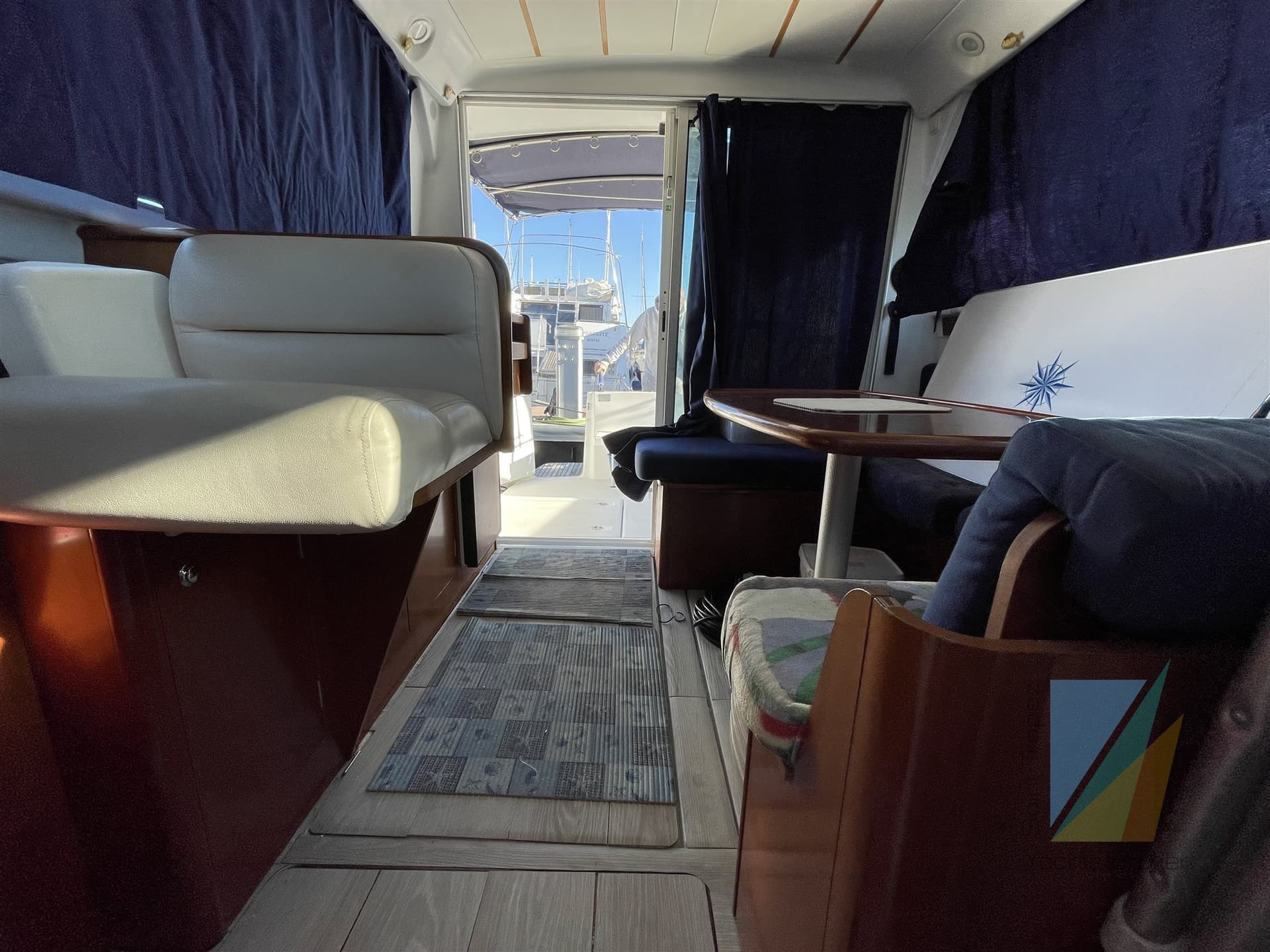 Beneteau ANTARES SERIE 9 usato - foto hero 8