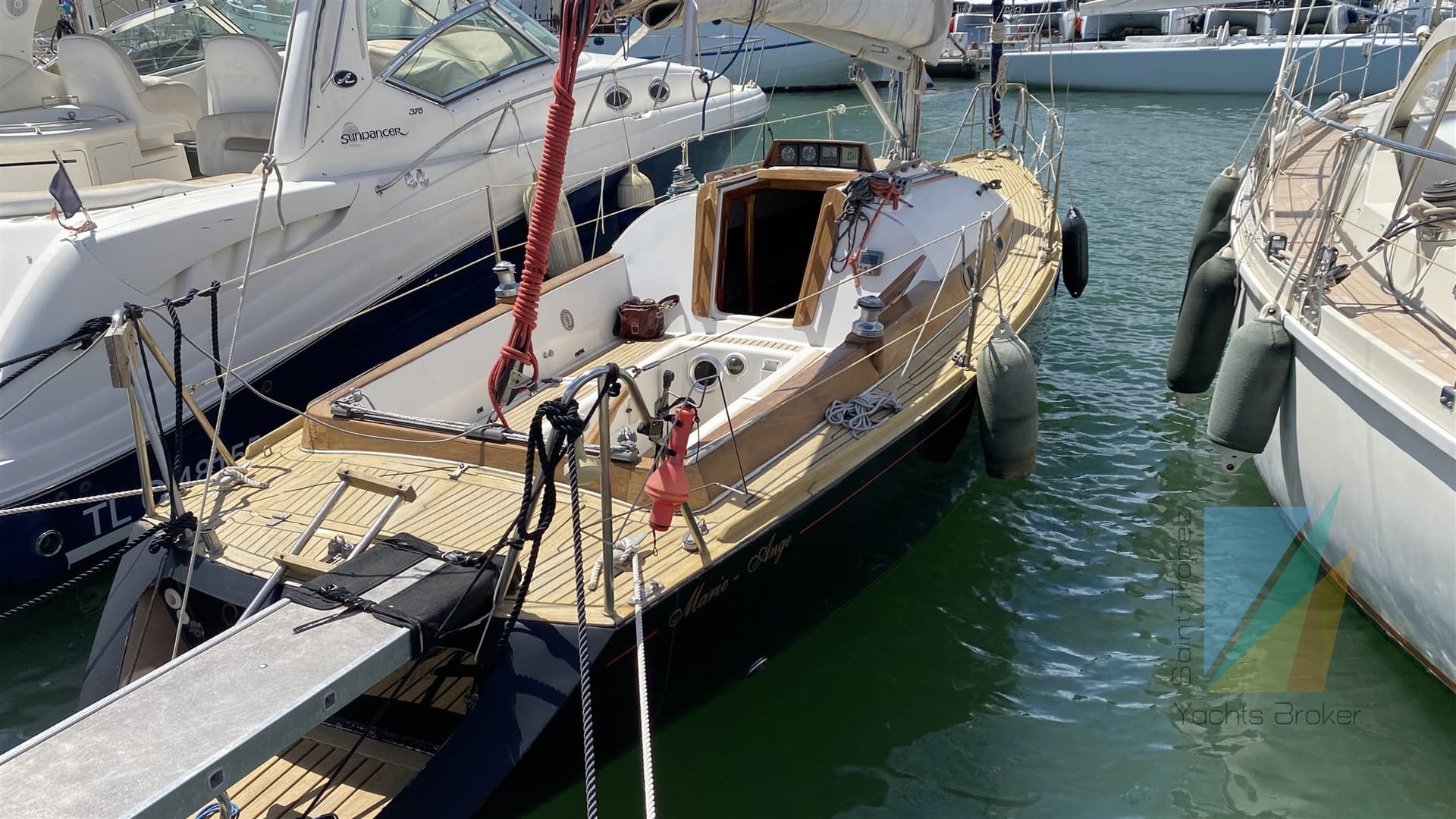 Soubise Alcyon - Detail View 1 Soubise Alcyon - Detail View 1