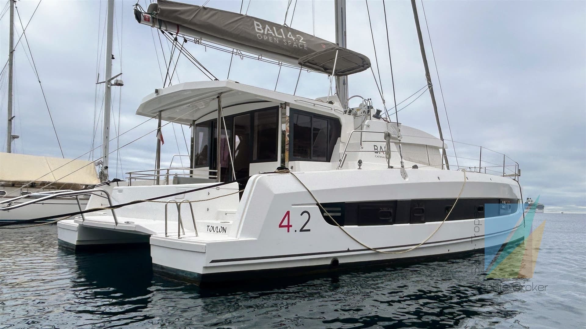 Bali Bali 4.2 - Main View Bali Bali 4.2 - Main View