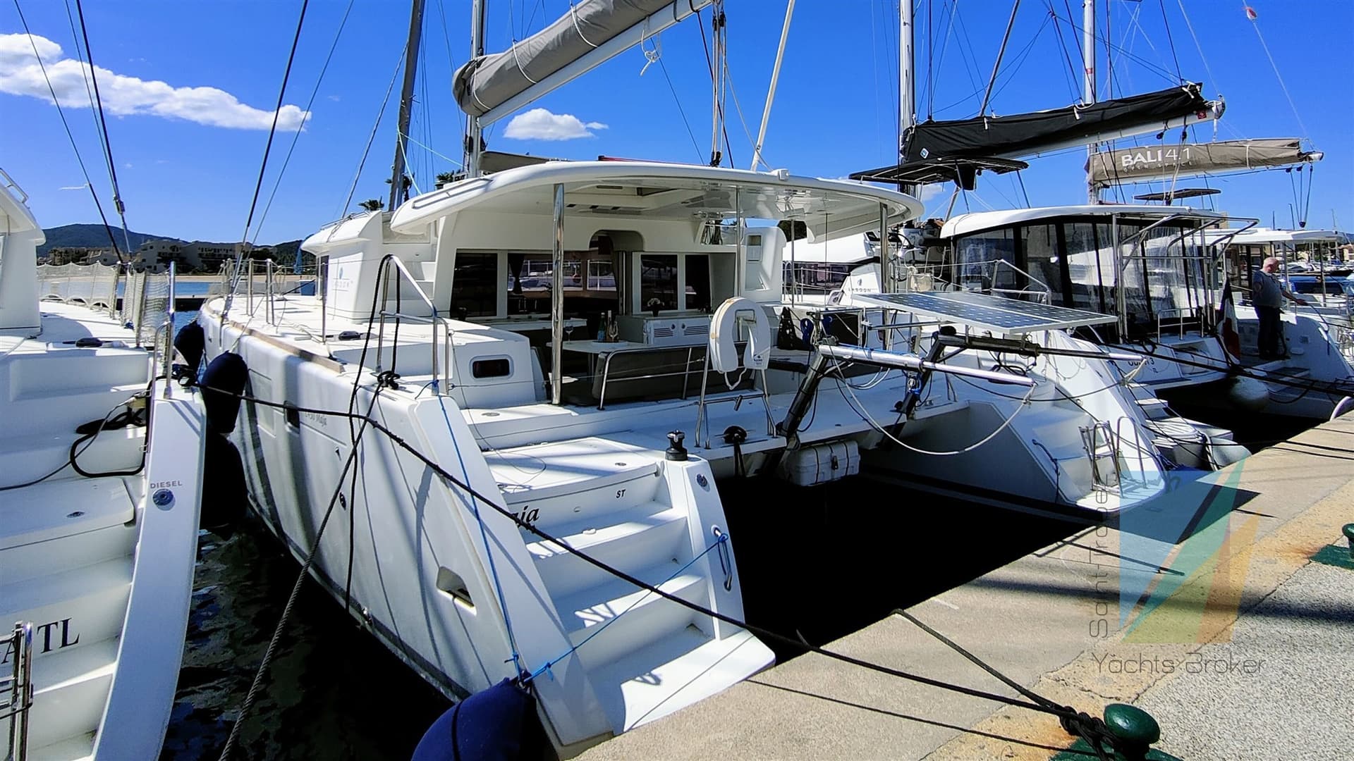 Lagoon Lagoon 450 F - Detail View 1 Lagoon Lagoon 450 F - Detail View 1