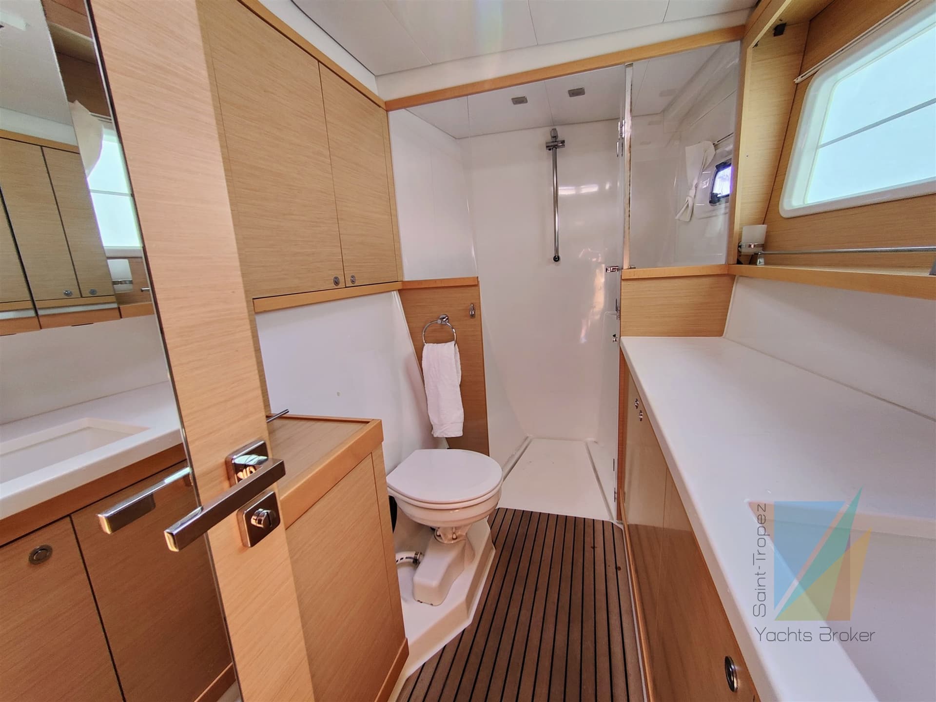 Lagoon Lagoon 450 F d'occasion - image hero 23