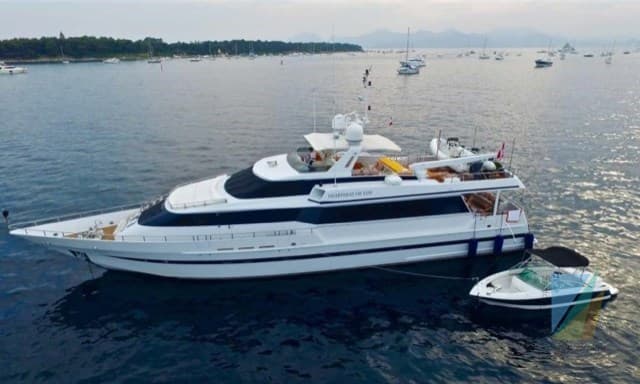 Heesen 30 M - Main View Heesen 30 M - Main View