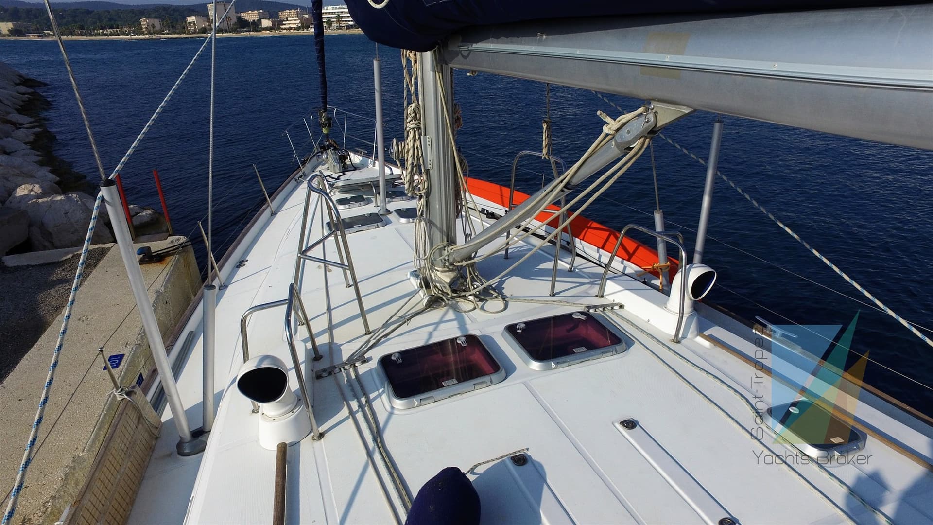 Beneteau Beneteau 50 - Interior View Beneteau Beneteau 50 - Interior View