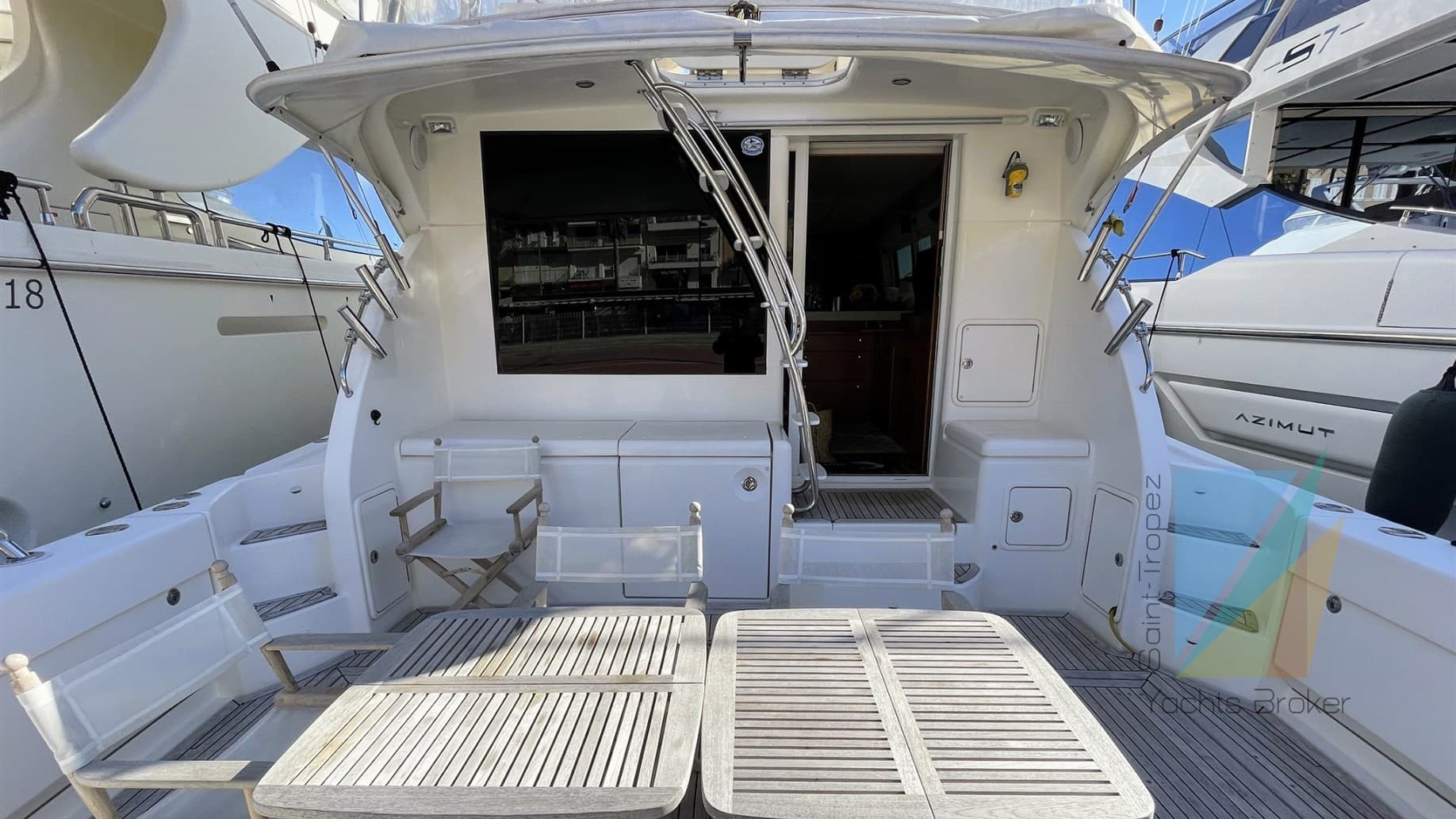Riviera Marine 58 Open Flybridge usato - foto hero 5