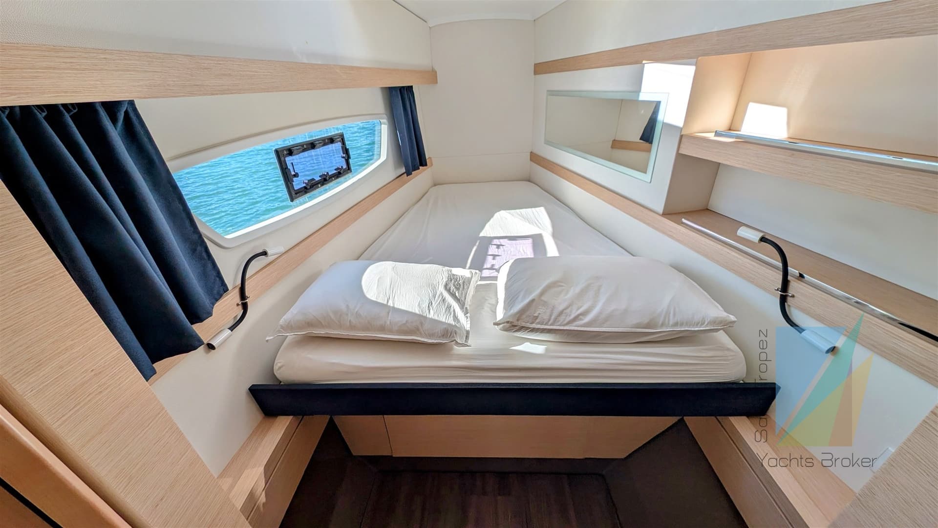Fountaine Pajot Lucia 40 Maestro gebraucht - Hauptbild 20