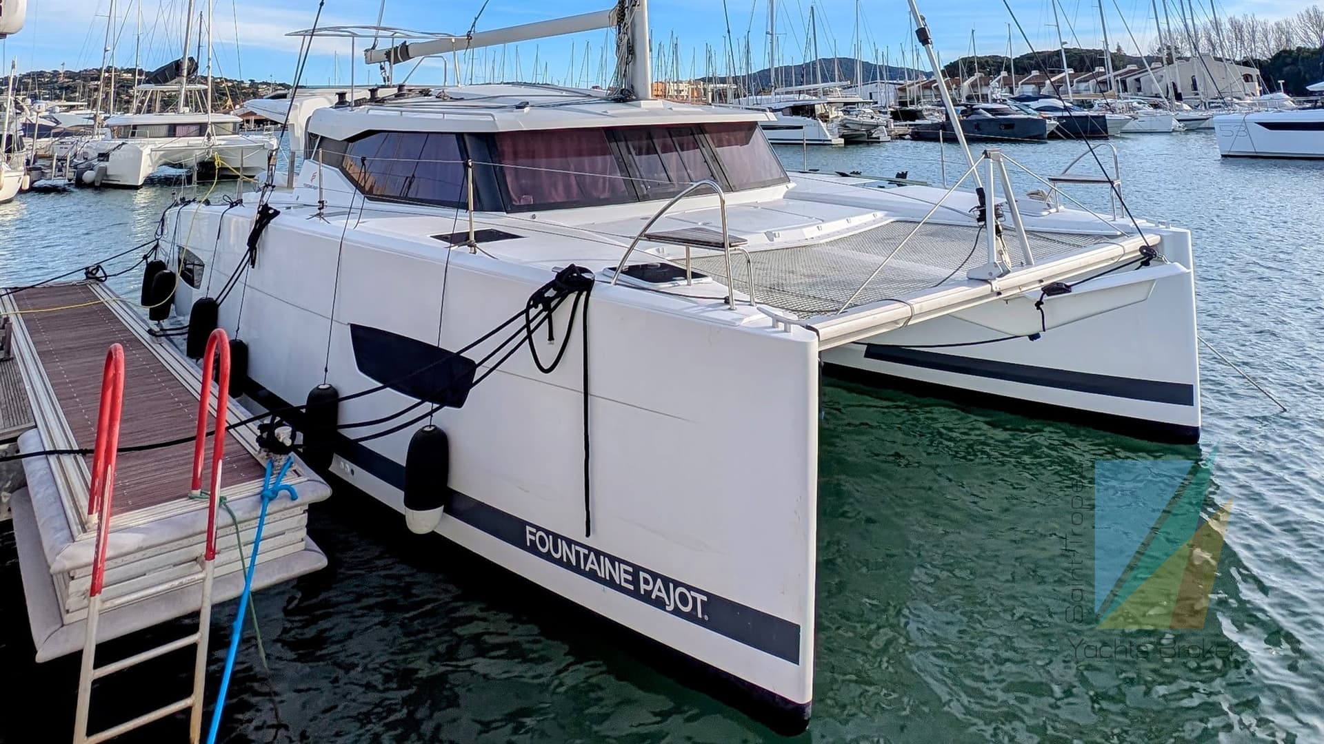 Fountaine Pajot Lucia 40 Maestro - Detail View 1 Fountaine Pajot Lucia 40 Maestro - Detail View 1