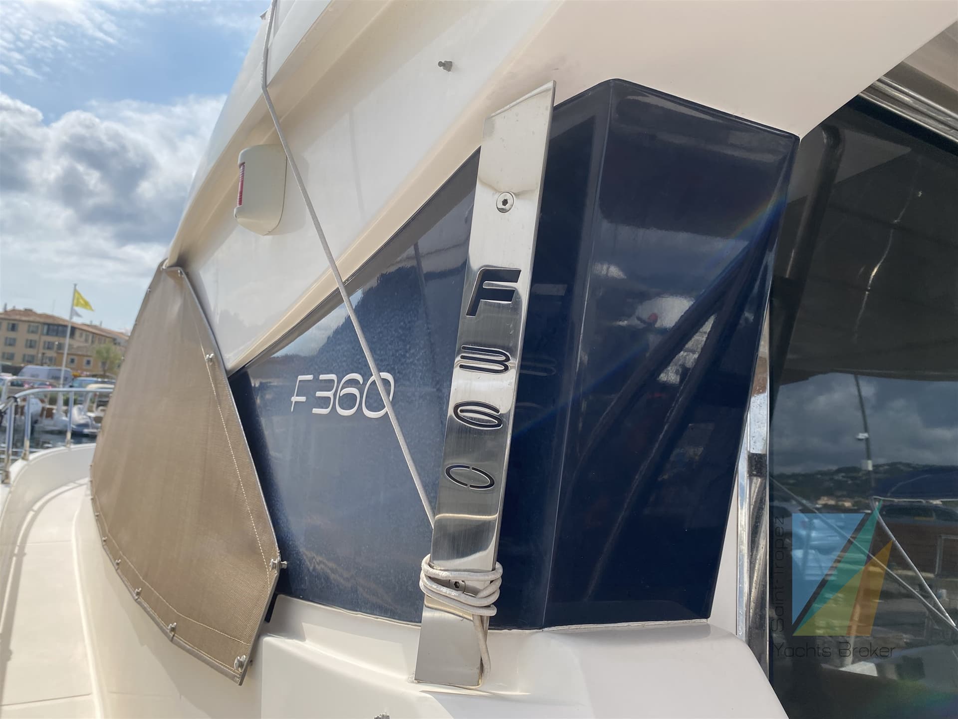 Faeton F 360 Fly - Interior View Faeton F 360 Fly - Interior View