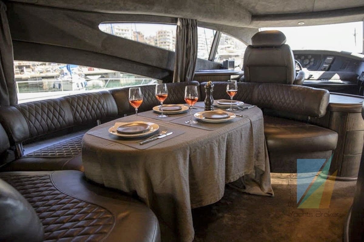 Azimut 68E used - hero image 15