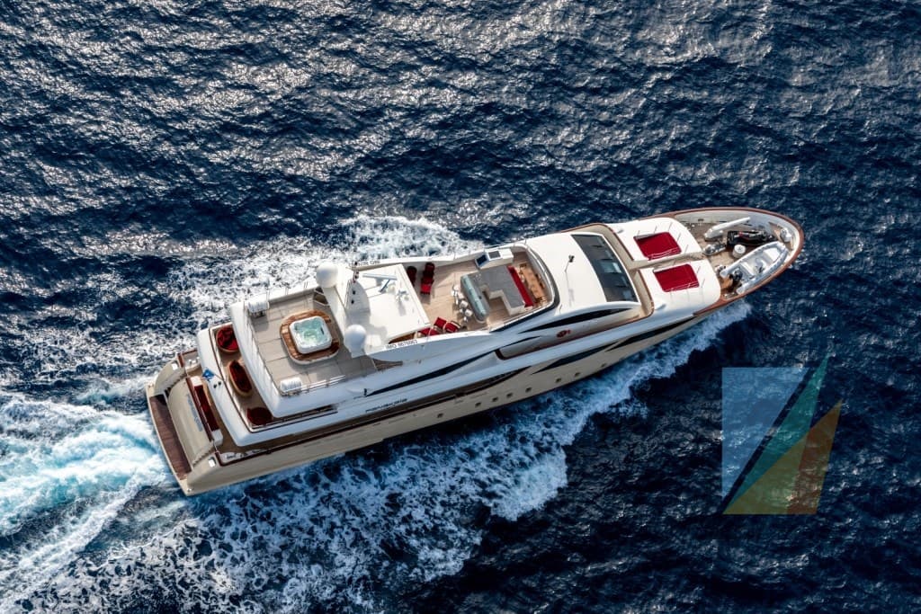 Astondoa 150 Steel - Detail View 1 Astondoa 150 Steel - Detail View 1