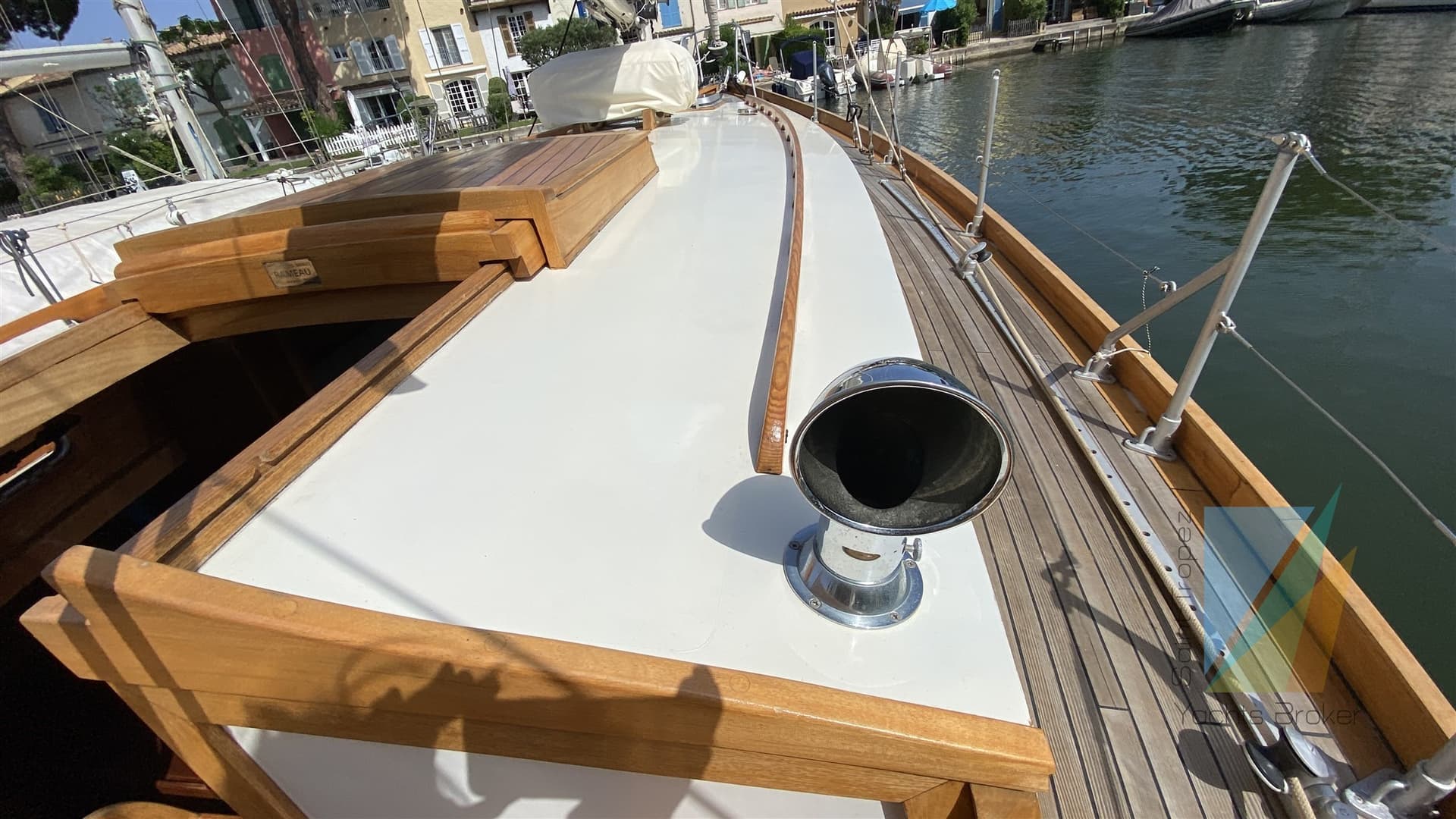 Chantier Rameau Ketch Cornu 40 - Interior View Chantier Rameau Ketch Cornu 40 - Interior View