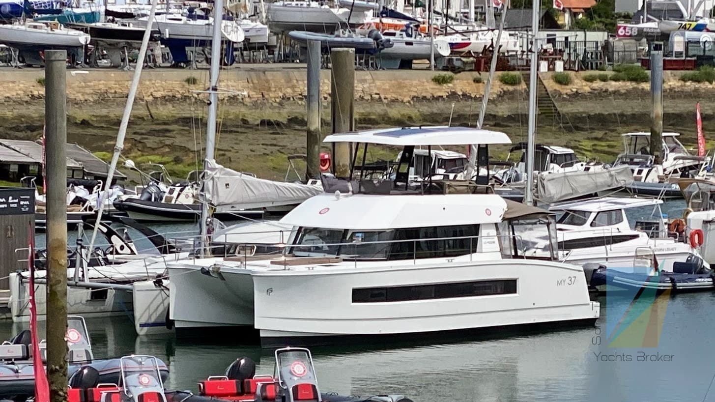 Fountaine Pajot MY 37 usato - vista principale