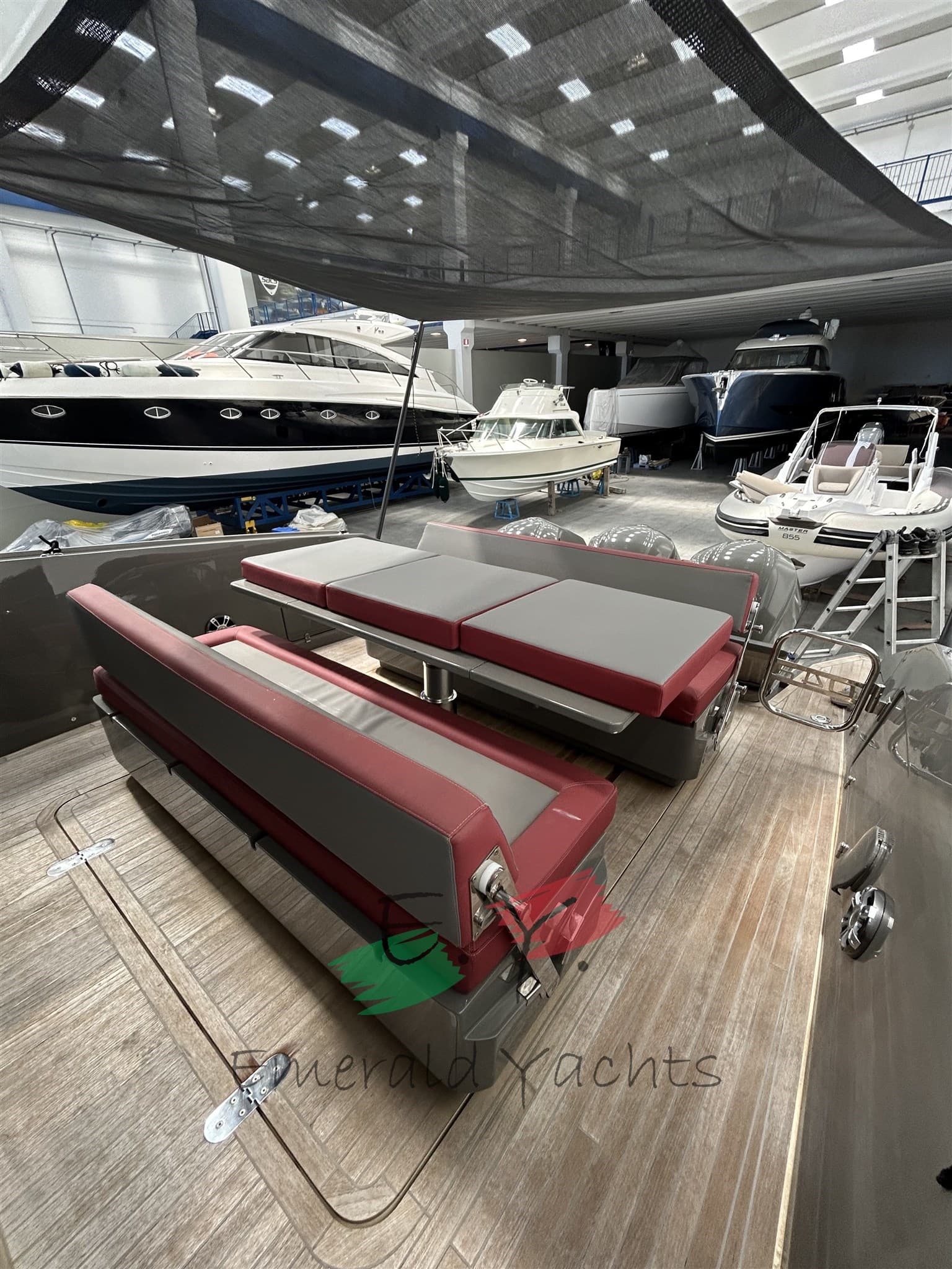 Domina Yachts 42 Walkaround usato - foto hero 9