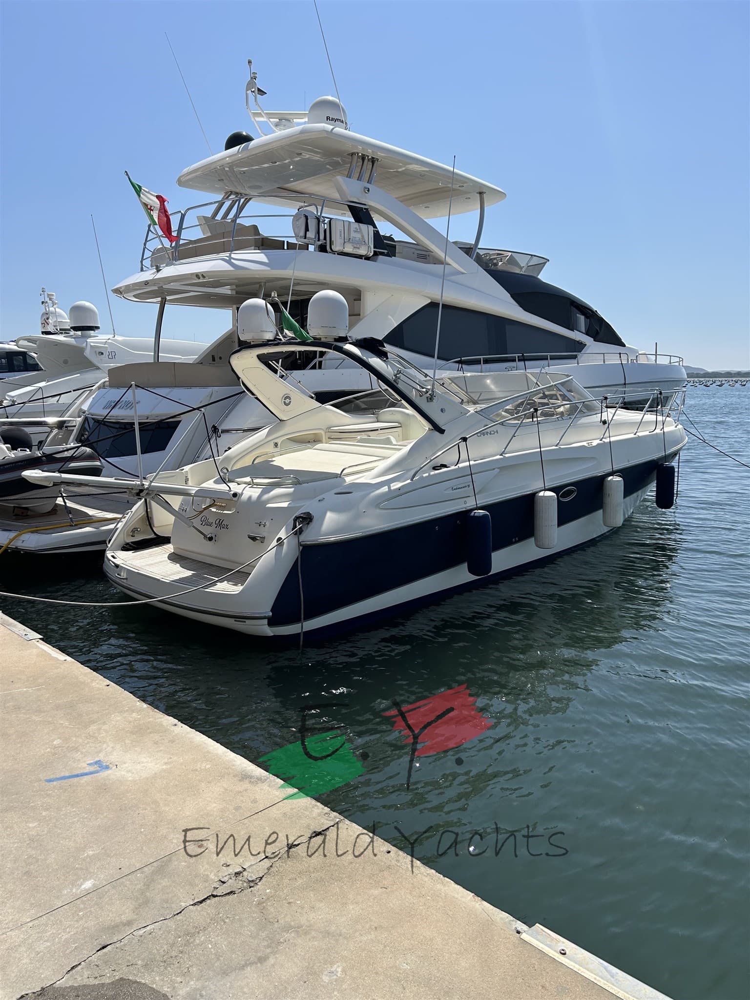 Cranchi Endurance 39 - Main View Cranchi Endurance 39 - Main View