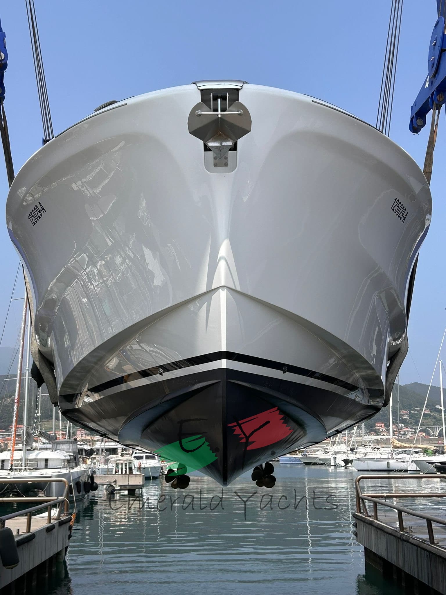 Solaris Power 44 Open - Deck View Solaris Power 44 Open - Deck View