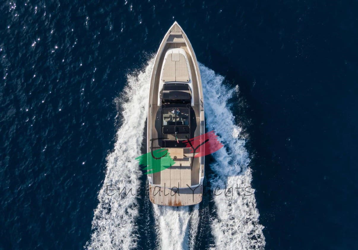 Pardo Yacht Pardo 43' - Deck View Pardo Yacht Pardo 43' - Deck View