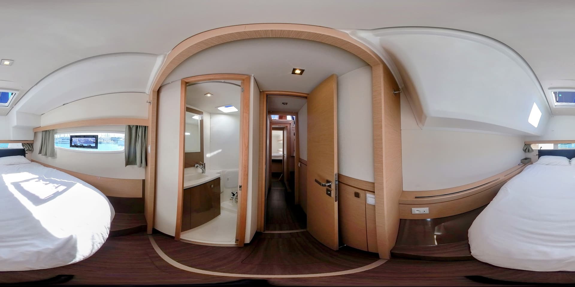 Fountaine Pajot Lucia 40 Maestro gebraucht - Hauptbild 32