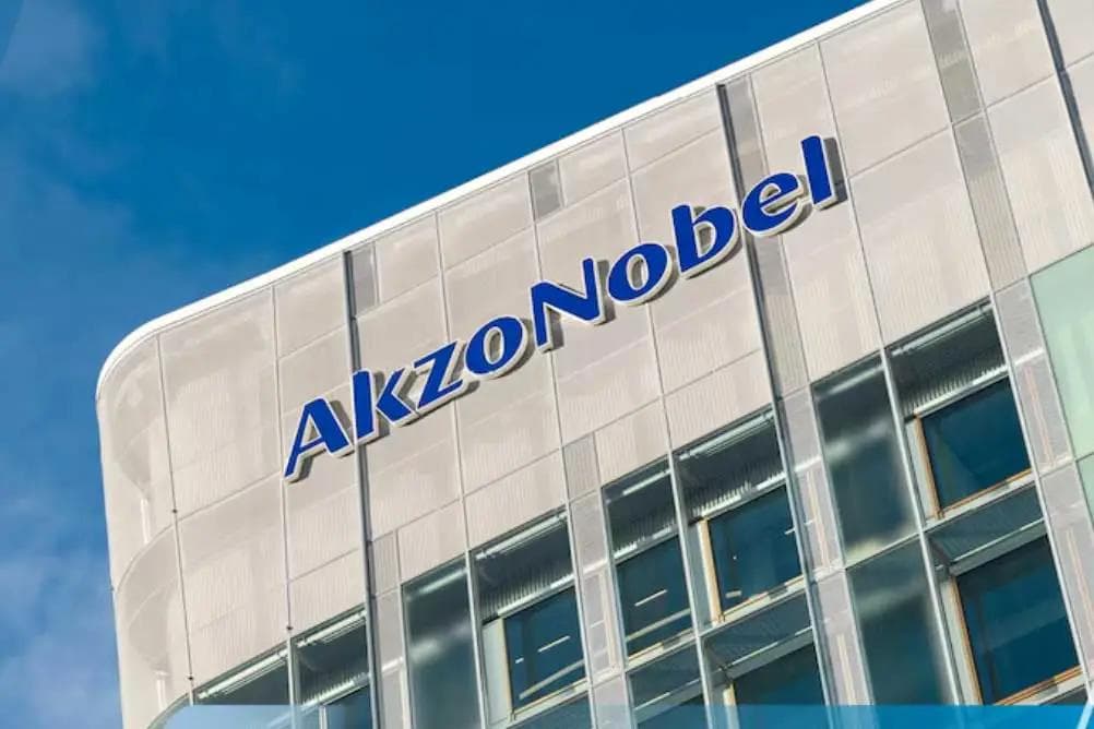 AkzoNobel resta indipendente per ora: cosa cambia davvero per verniciatura e refit nautico nel 2026