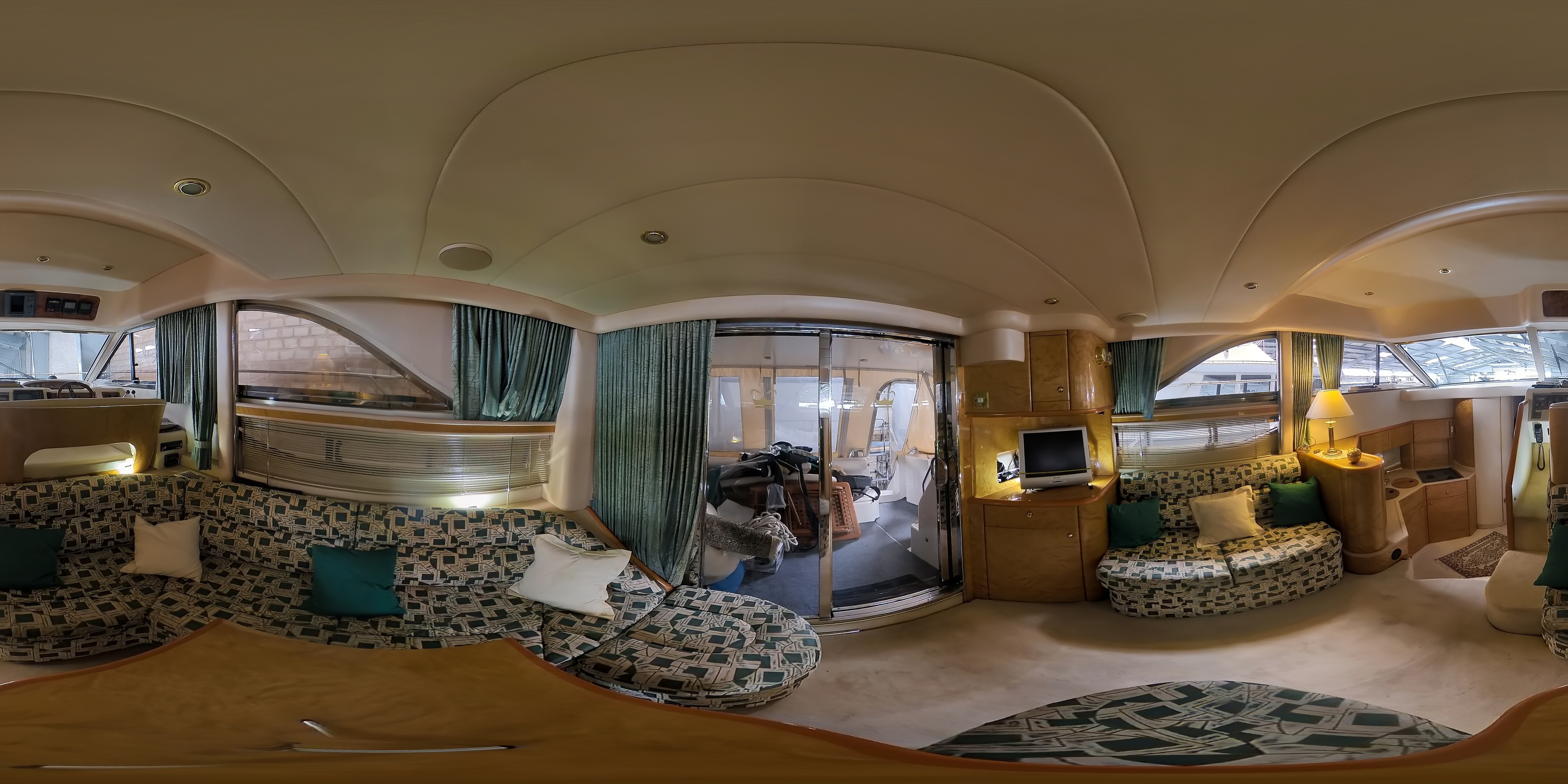 Princess Yachts Princess 420 Fly usato - foto hero 26