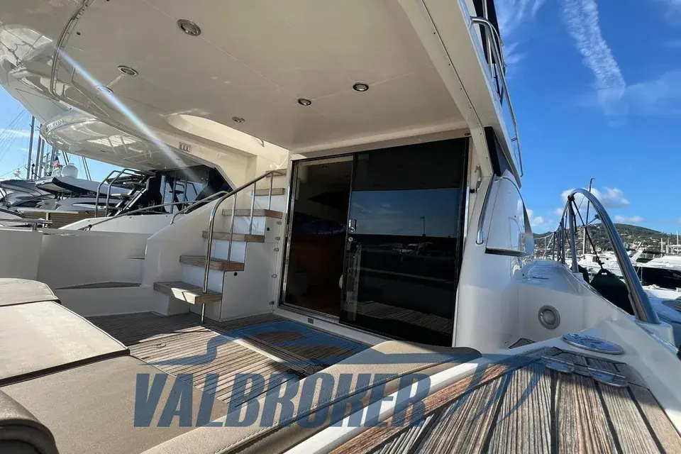 Fairline Phantom 50, exterior photograph 5 of a boat shown in a current listing