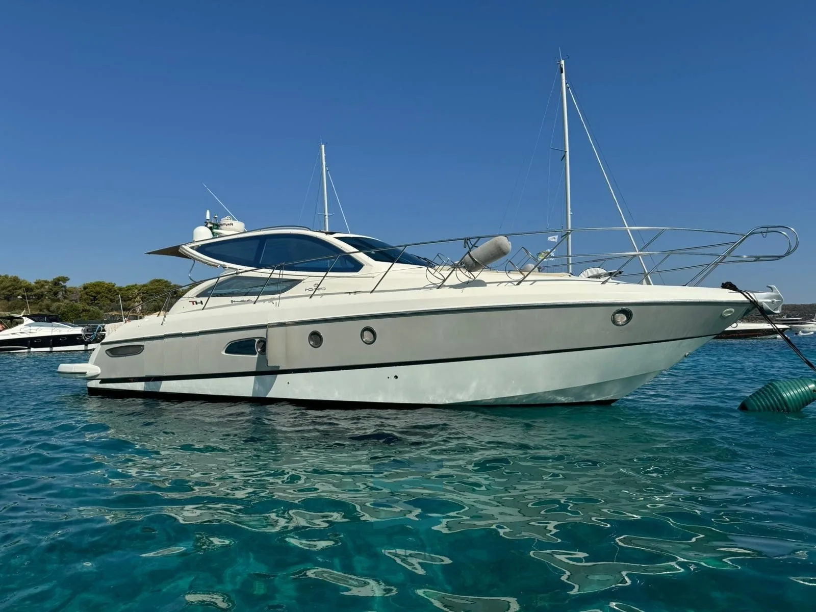 Cranchi Mediterranee 43 HT used - photo 1