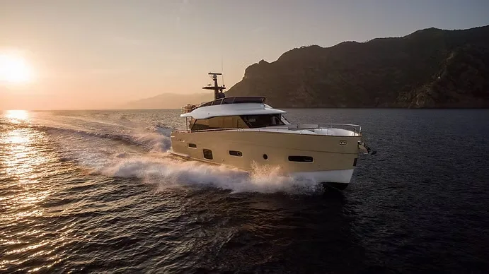Azimut Magellano 66 usato - foto 1