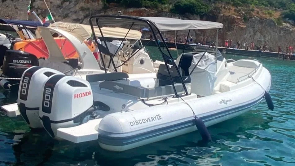 Altamarea DISCOVERY 28 d'occasion - photo 1