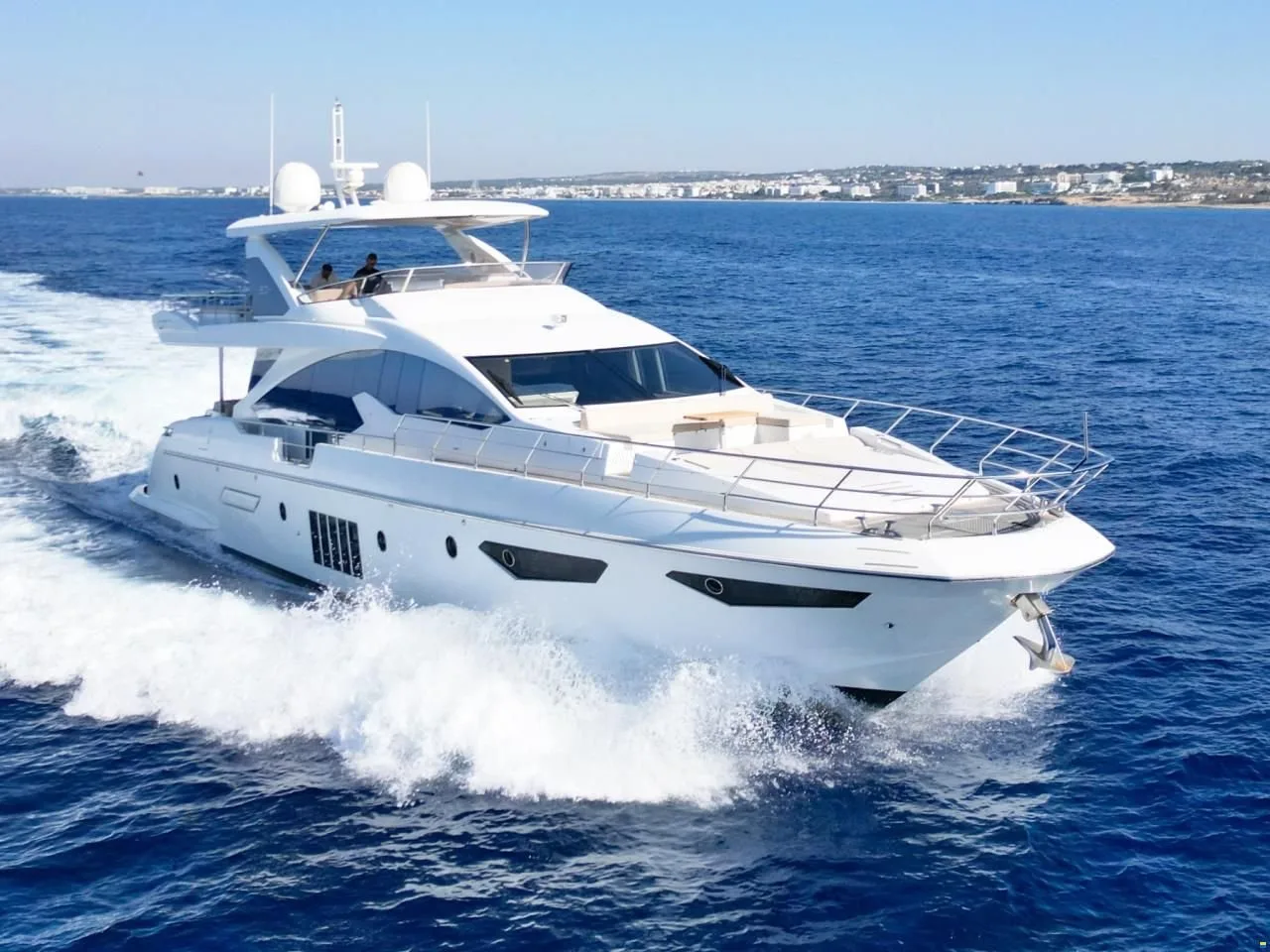 Azimut 80 d'occasion - photo 1