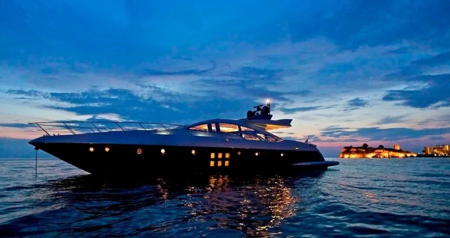 Azimut 86S d'occasion - photo 1