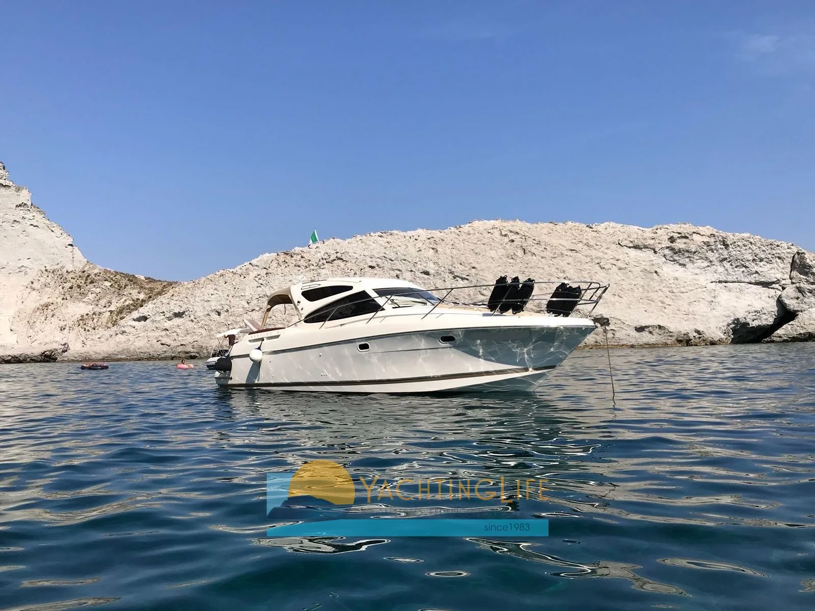 Jeanneau PRESTIGE 34 S used - photo 1 Jeanneau PRESTIGE 34 S used - photo 1