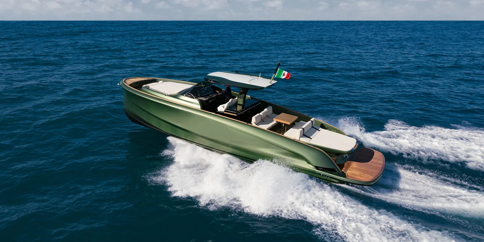Solaris Power 44 Open used - photo 1