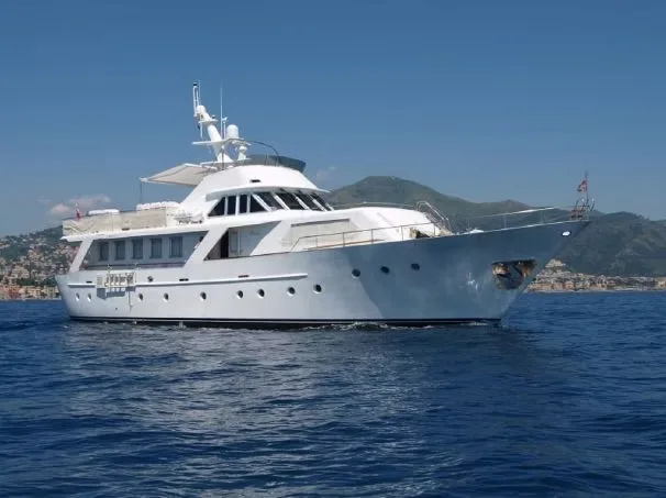 Benetti 25 usato - foto 1