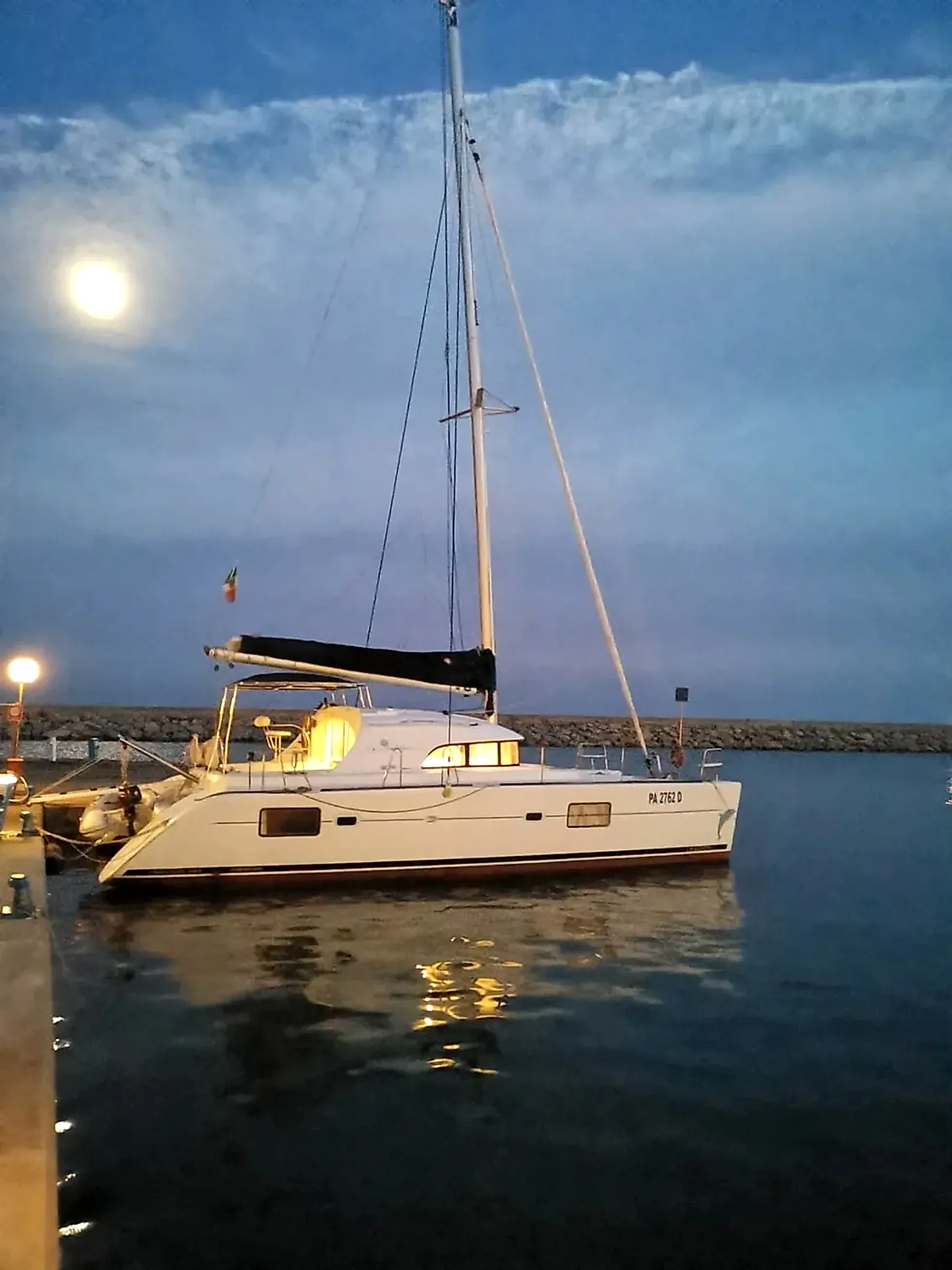 Lagoon 380 S2 Premium used - photo 1