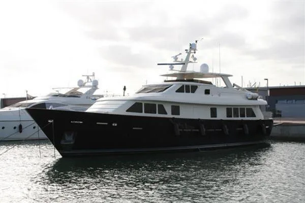 Benetti SD 95 usato - foto 1