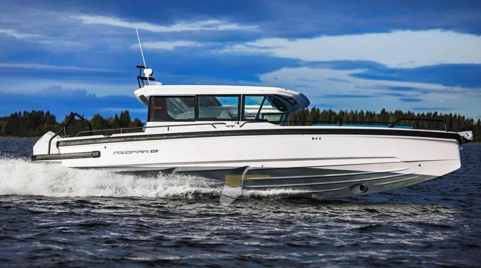 Axopar 28 Cabin used - photo 1