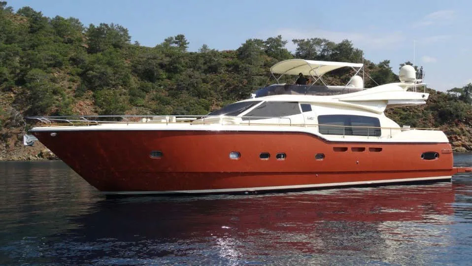 Ferretti Yachts Altura 690 usato - foto 1
