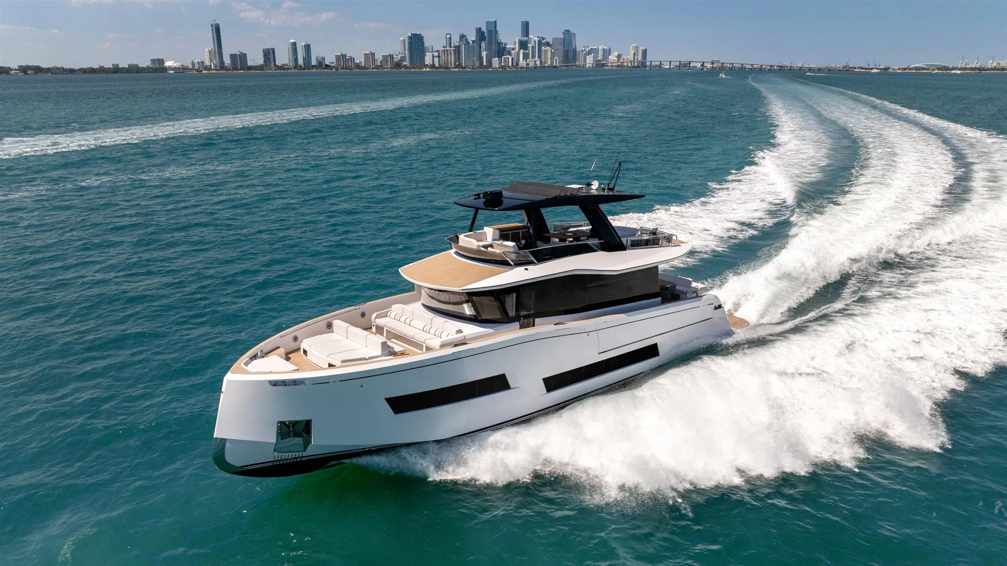 Pardo Yachts Endurance 72 - New gebraucht - Foto 1 Pardo Yachts Endurance 72 - New gebraucht - Foto 1