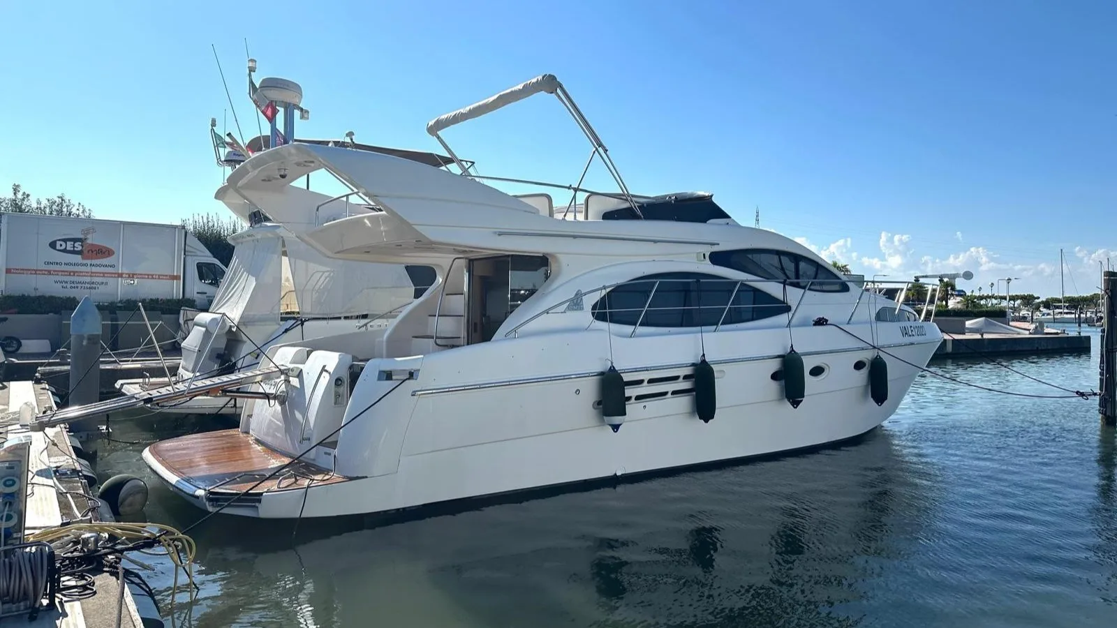 Azimut 46 d'occasion - photo 1