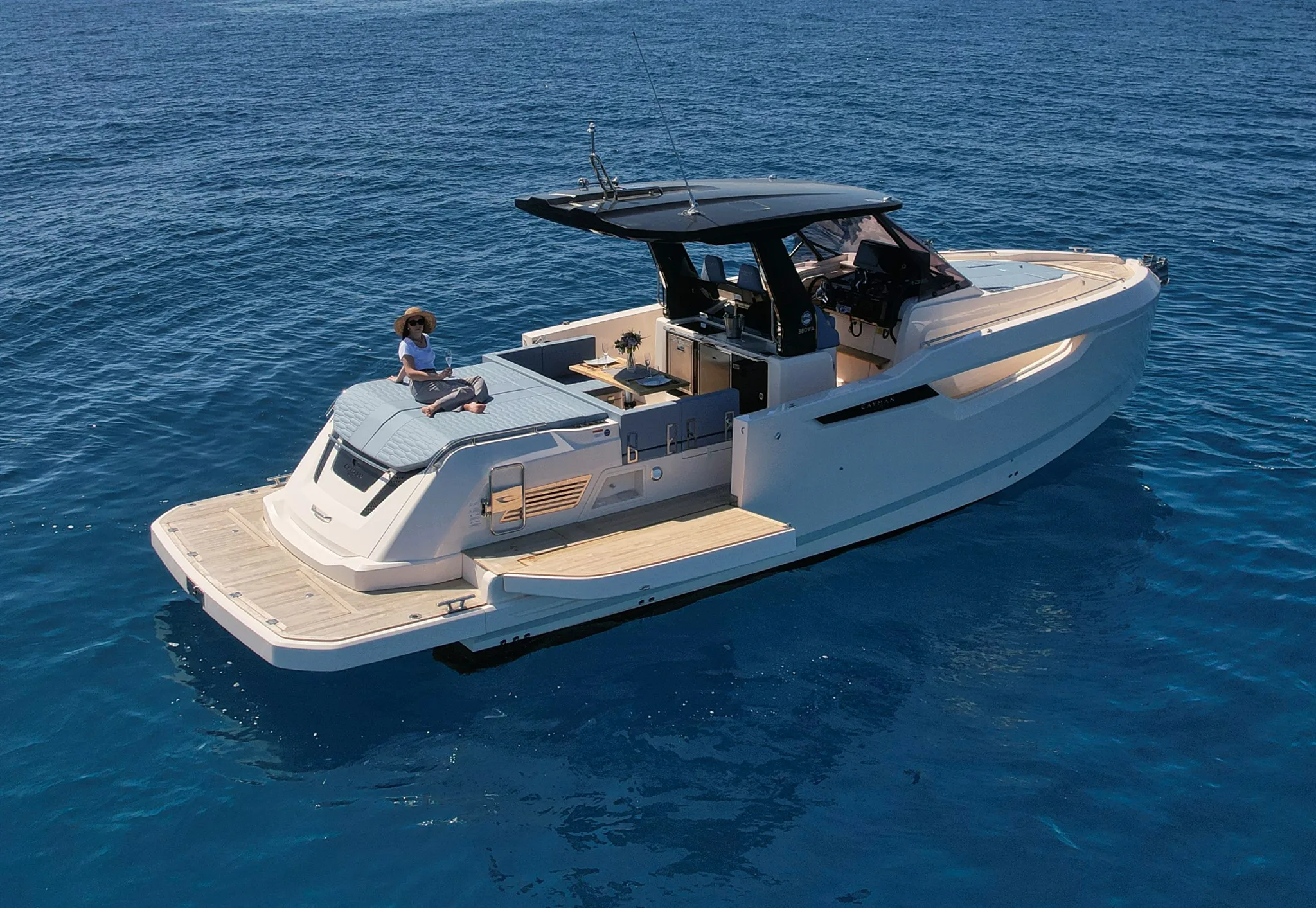 Cayman 380WA usato - foto 1