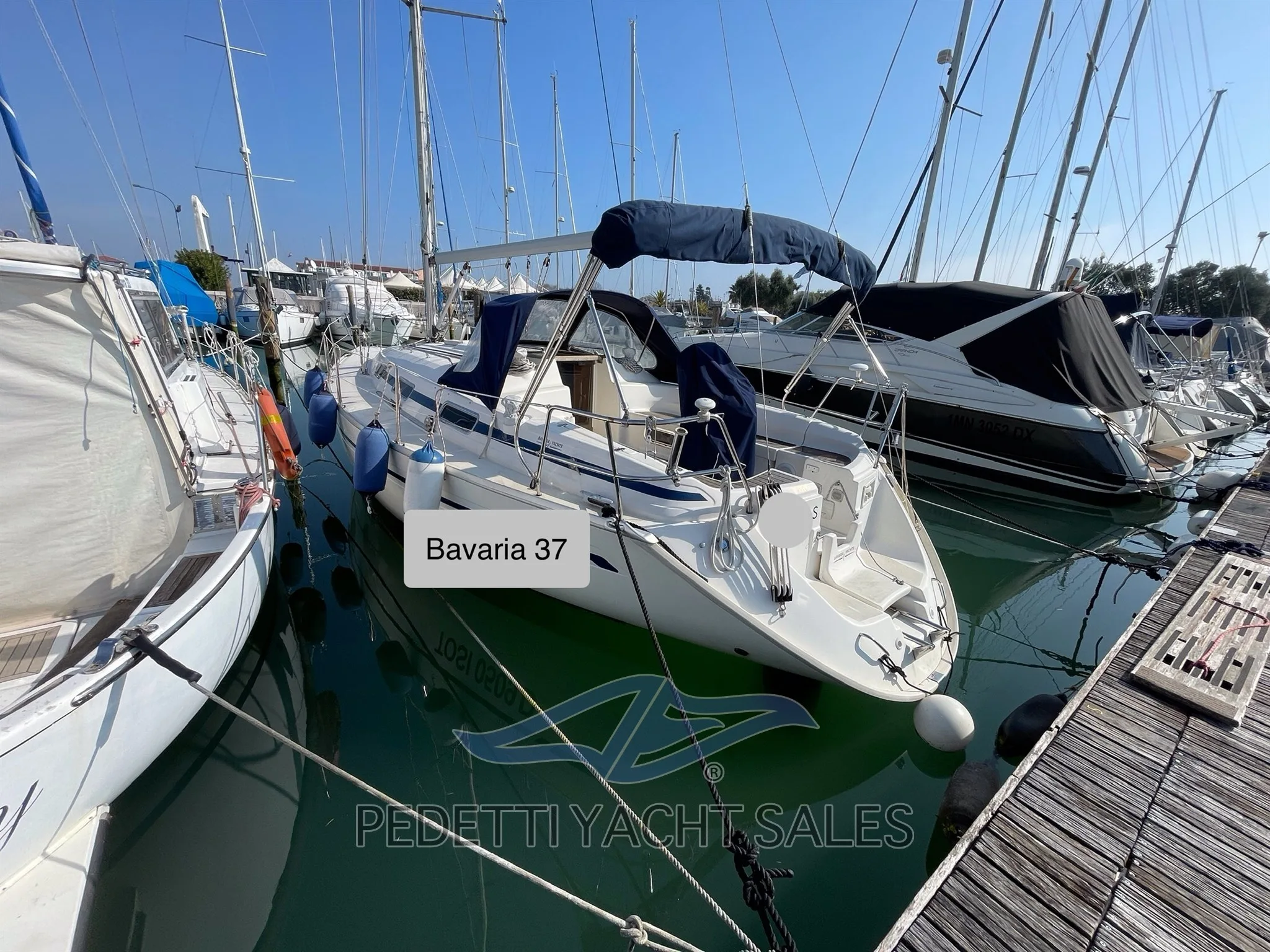 Bavaria Yachts 37 used - photo 1