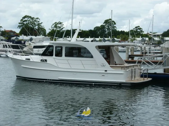 Integrity Motor Yachts Integrity 350 Sedan neu - Foto 1