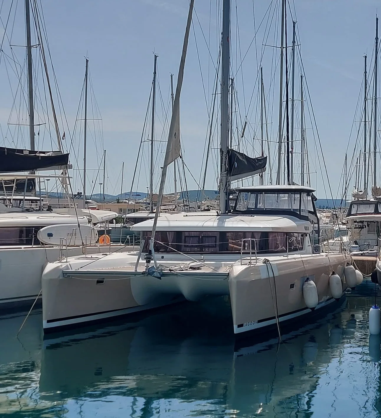 Lagoon 42 used - photo 1