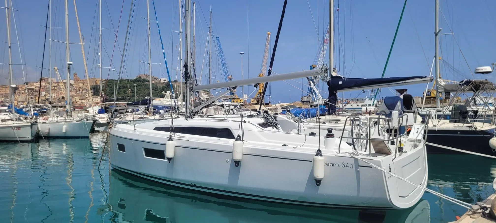 Beneteau OCEANIS 34.1 First Line gebraucht - Foto 1