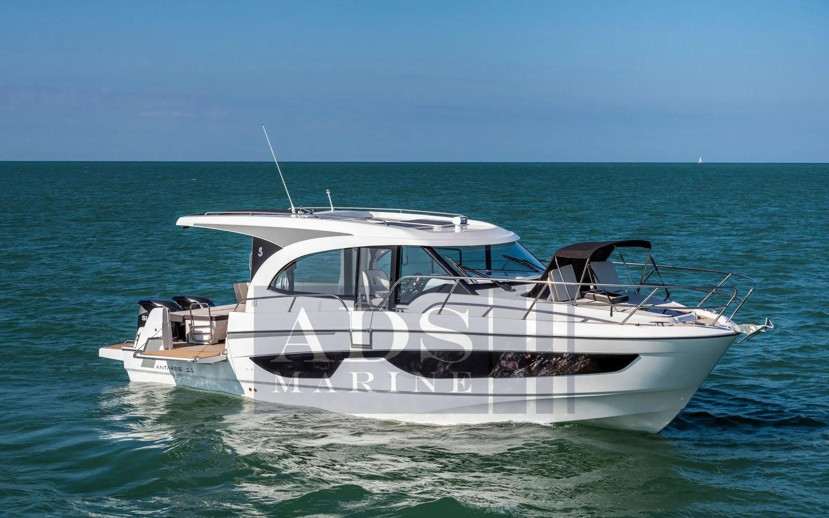 Beneteau Antares 11 OB gebraucht - Foto 1 Beneteau Antares 11 OB gebraucht - Foto 1
